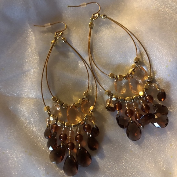 Earrings - Picture 4 of 4